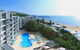 Луна Бийч Хотел - Half Board&All Inclusive
